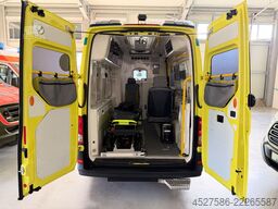 VOLKSWAGEN Crafter 2.0 RTW/KTW*KRANKENWAGEN*LIEGE*AUTOMATIK
