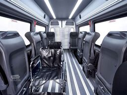 MERCEDES-BENZ Sprinter THT-Mobility mit 8 Drehsitzen und Rampe