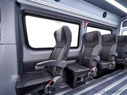 MERCEDES-BENZ Sprinter THT-Mobility mit 8 Drehsitzen und Rampe