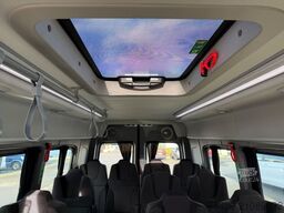 VOLKSWAGEN Crafter 17-Sitzer + 5 Stehplätze, neues Modell