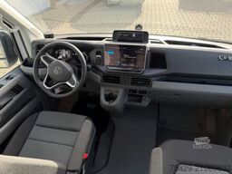 VOLKSWAGEN Crafter 17-Sitzer + 5 Stehplätze, neues Modell