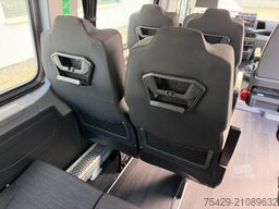 VOLKSWAGEN Crafter 17-Sitzer + 5 Stehplätze, neues Modell
