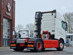 Volvo FH 13.460 Globetrotter 4x2 - I Save - Custom in...