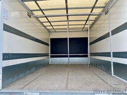 MERCEDES-BENZ Atego 818 4,35mKoffer*LBW+Tür*3Sitze*AC*Automati
