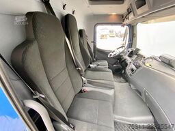 MERCEDES-BENZ Atego 818 4,35mKoffer*LBW+Tür*3Sitze*AC*Automati