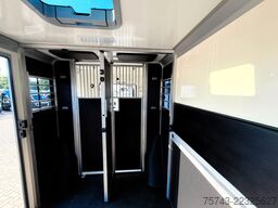 MERCEDES-BENZ STX Sprinter  GG 4,100KG  Haras Hengste