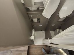 LMC Innovan Ford 592 Sondermodell März 26 Verfügbar