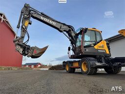 Volvo EWR130 Wheel Excavator w/ Rototilt and 2 buckets.
