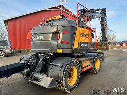 Volvo EWR130 Wheel Excavator w/ Rototilt and 2 buckets.