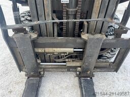 Nissan FD 02A200 Forklift