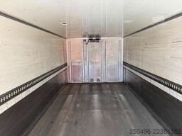 Scania P 370 6x2*4 RETARDER / BOX L=8522 mm