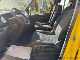 Iveco Daily 65C15 Abschleppwagen Haken Doka