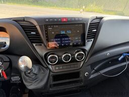 Iveco Daily 65C15 Abschleppwagen Haken Doka