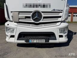 Mercedes-Benz Actros 1835L 4x2 box truck w/ ADR rigged, new clut