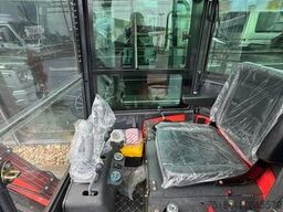 United J.M KK 10 Kettenbagger Kabine