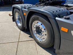 Scania R520 V8 / 6x2/4 / Retarder / Full air suspensio...