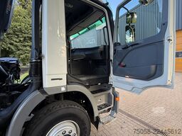 Mercedes-Benz Actros 1832 - Kipper - Kran HIAB 166 E5