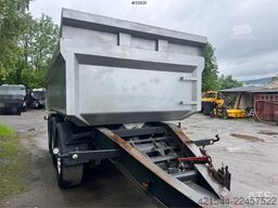 Maur Triple-Axle Trailer – Needs Repair