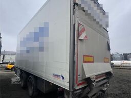 Schmitz Cargobull 2-axle box trailer with Carrier refrigeration unit