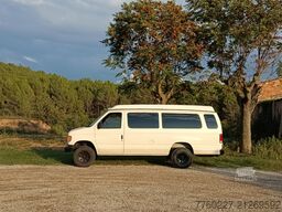Ford Econoline e250