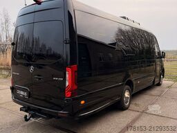 Mercedes-Benz Sprinter 519 Luxury Line Minibus