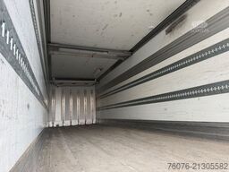 MERCEDES-BENZ 2540 L 6x2/4 Kühlkoffer 9.1m Carrier 1100U LBW