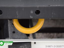 SCHMITZ CARGOBULL SKO FP 60 ThermoKing SLXi 300