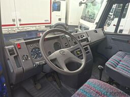 MERCEDES-BENZ 508 D Doka 7-Sitzer 3-Türer AHK Ex-THW Plane