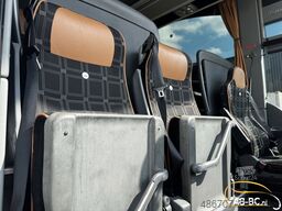 MERCEDES-BENZ Tourismo, 64 Seats