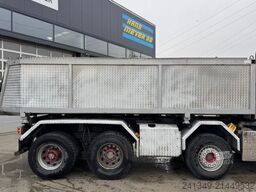 VOLVO FMX-500 8x4 Kipper & Thermosilo