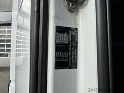 MERCEDES-BENZ Actros 1851 4x2