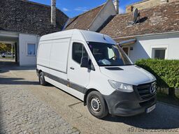 Mercedes-Benz 311CDI
