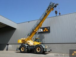 Grove RT700E