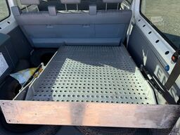 VOLKSWAGEN Crafter 2.5TDi - Klima - TÜV 12-2027