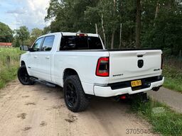Ram RAM 1500 SPORT CREW CAB