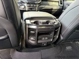 Ram RAM 1500 SPORT CREW CAB