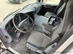 Scania P320 RETARDER - CLOSED BOX 8m25 x 2m47 x 2m30 -...