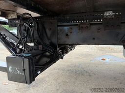 Iveco EUROCARGO 80E18 CLOSED BOX 6m00 x 2m49 x 2m37 -...