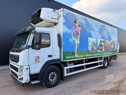 Volvo FM 330 19T FRIGO - CARRIER SUPRA 950MT + LIFT -...