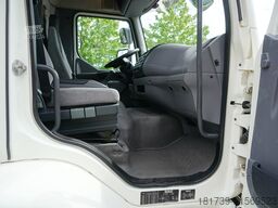 DAF LF 55.220 Skip loader GUIMA PALFINGER