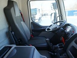 Renault D210 12T / Bitemperature Refrigerator