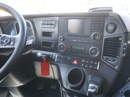 Mercedes-Benz Actros 2542 / GIGA cabin / Thermoking