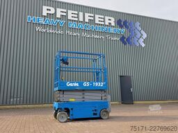 Genie GS1932 Electric, Working Height 7.8 m, 227kg Capac
