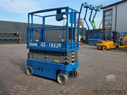 Genie GS1932 Electric, Working Height 7.8 m, 227kg Capac
