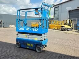 Genie GS1932 Electric, Working Height 7.8 m, 227kg Capac