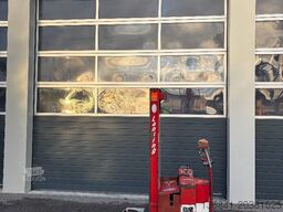 Lansing Hochhubwagen