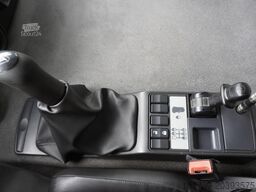 Renault D19 WIDE / Lamberet refrigerator Multite