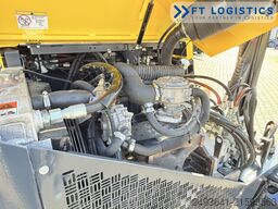 Combilift CB4500 GAS TRIPLEX 6400 FORK POSITIONER