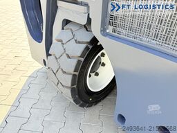 Combilift CB4500 GAS TRIPLEX 6400 FORK POSITIONER