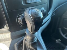 MERCEDES-BENZ Vito 110 LANG 6G KLIMA TEMPOMAT 3-SITZE SCHRÄNKE
